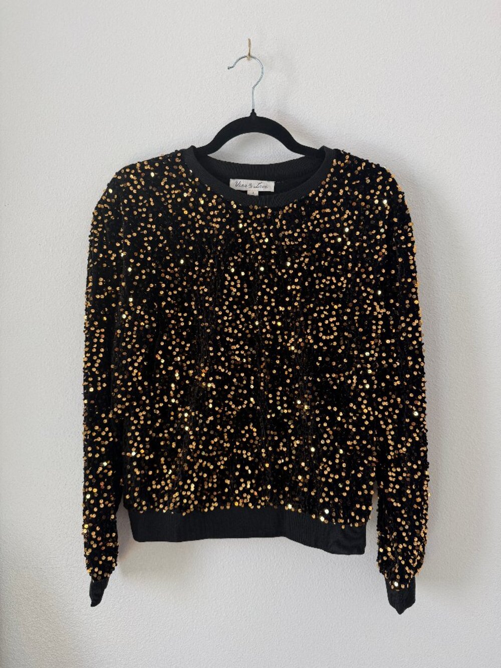Vine & Love Black Gold Sequin Sweater NWT, Size S, Sparkly Holiday Party